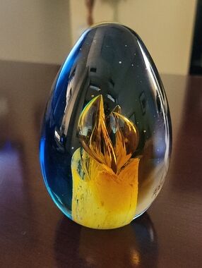 Blue and Yellow Glass Art Egg-Shaped Paperweight Sculpture - Decorative Home Art